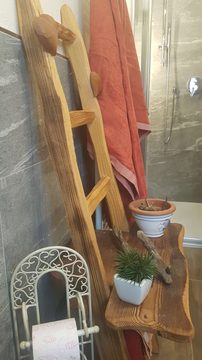 bathroom 1st floor