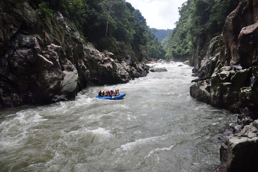 WHITEWATER RAFTING