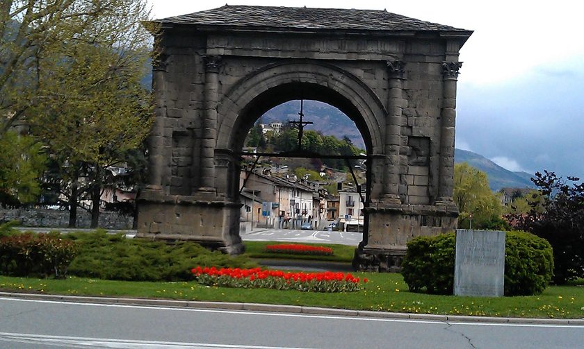 Arco d'Augusto